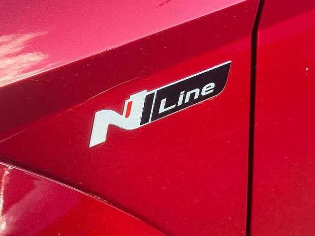 Hyundai KONA 1.6T 138 N Line 5dr DCT Red