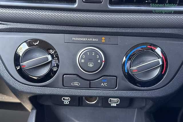 Hyundai i10 1.0 [63] Advance 5dr Auto [Nav]
