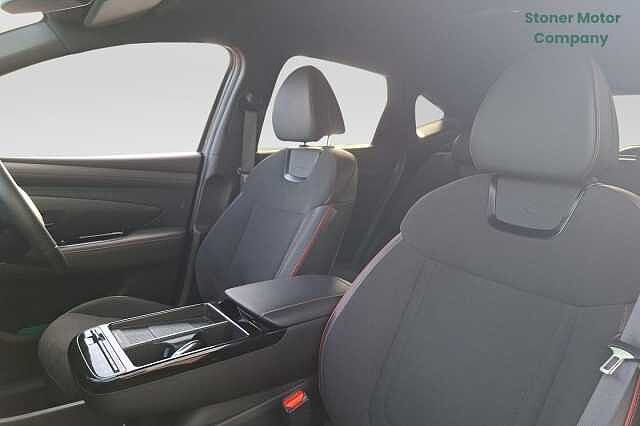 Hyundai TUCSON 1.6T Plug-in Hybrid N Line 5dr Auto Black
