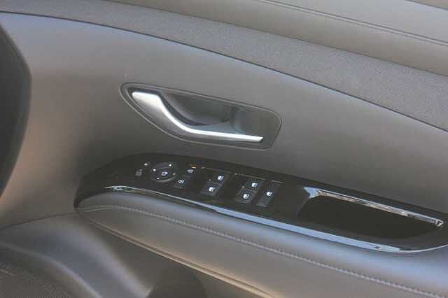 Hyundai TUCSON 1.6T Plug-in Hybrid Premium 5dr 4WD Auto Grey