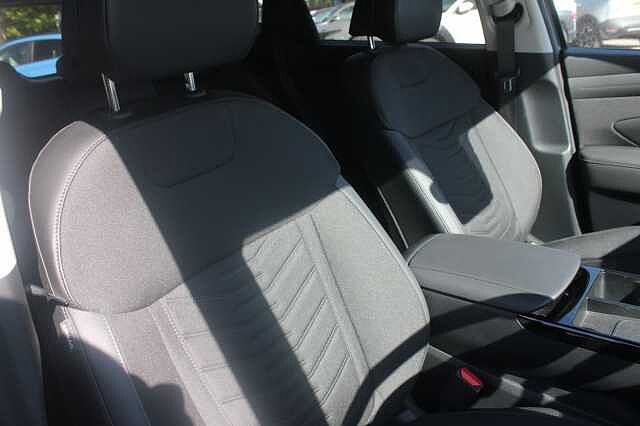 Hyundai TUCSON 1.6T Plug-in Hybrid Premium 5dr 4WD Auto Grey