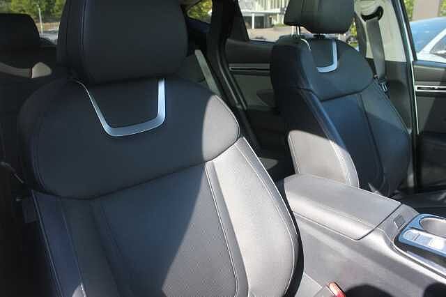 Hyundai TUCSON 1.6 TGDi Hybrid 230 Ultimate 5dr 2WD Auto White