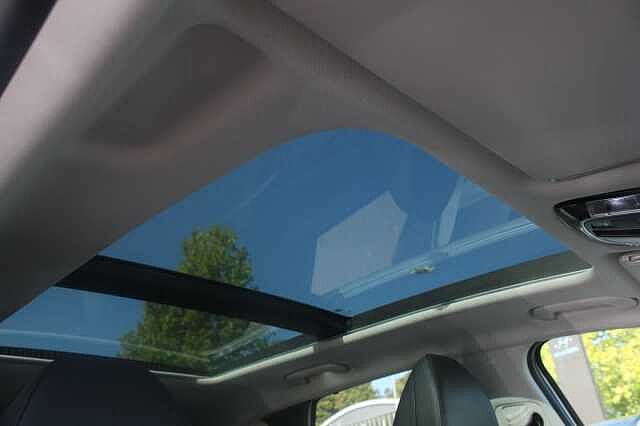 Hyundai TUCSON 1.6 TGDi Hybrid 230 Ultimate 5dr 2WD Auto White