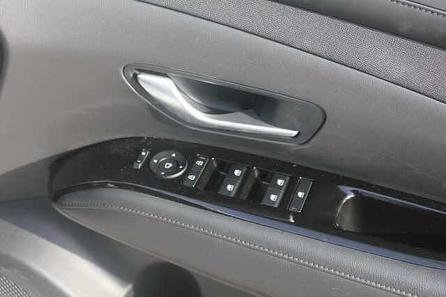 Hyundai TUCSON 1.6T Plug-in Hybrid Ultimate 5dr Auto