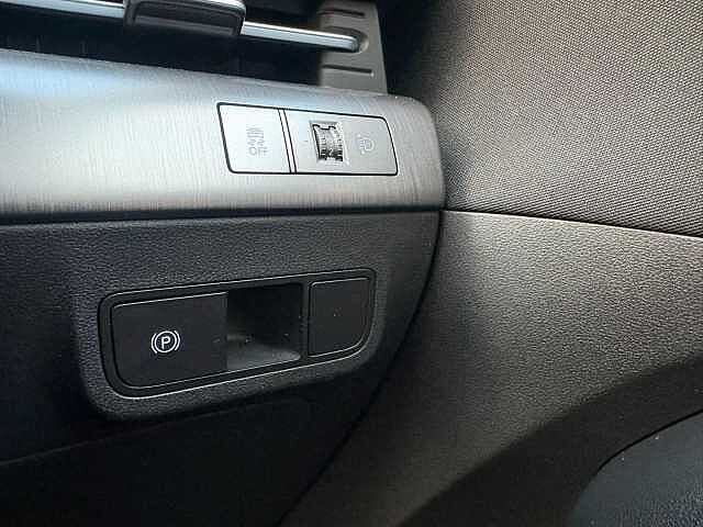 Hyundai KONA 65.4kWh Advance Auto 5dr