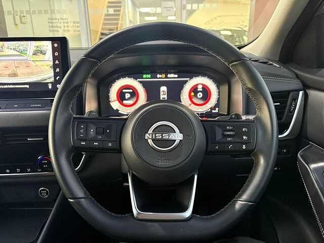 Nissan Qashqai 1.3 DIG-T MHEV N-Connecta XTRON Euro 6 (s/s) 5dr