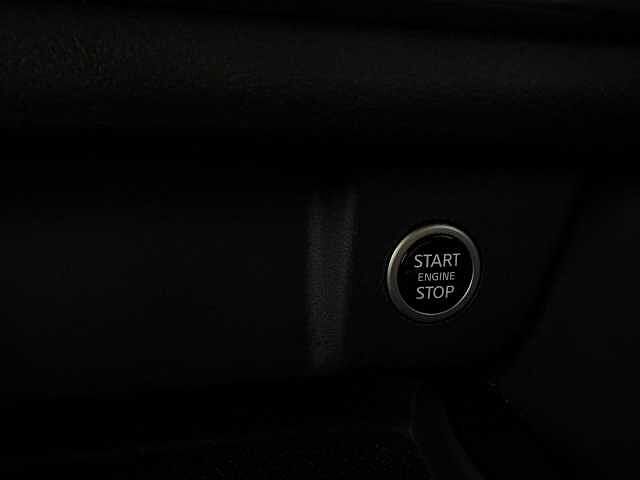 Nissan Qashqai 1.3 DIG-T MHEV N-Connecta XTRON Euro 6 (s/s) 5dr