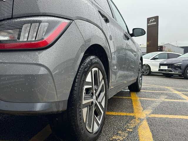 Hyundai KONA 64kWh Ultimate Auto 5dr (10.5kW Charger) Grey