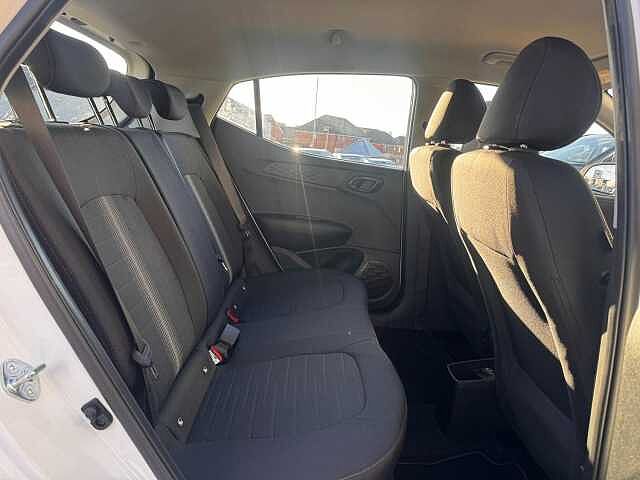 Hyundai I10 1.0 Advance Euro 6 (s/s) 5dr White