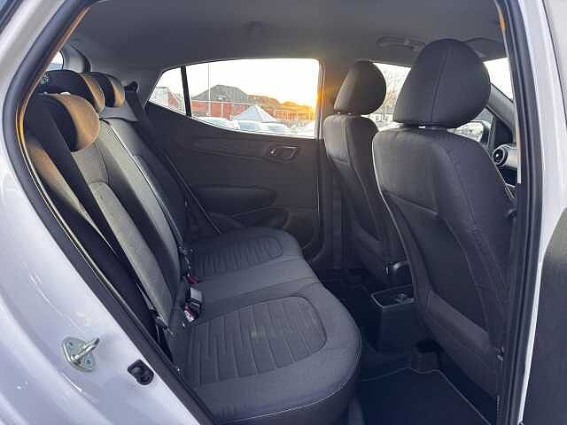 Hyundai I10 1.0 Advance Euro 6 (s/s) 5dr White