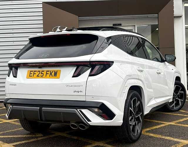Hyundai TUCSON 1.6 T-GDi 13.8kWh N Line S Auto Euro 6 (s/s) 5dr White