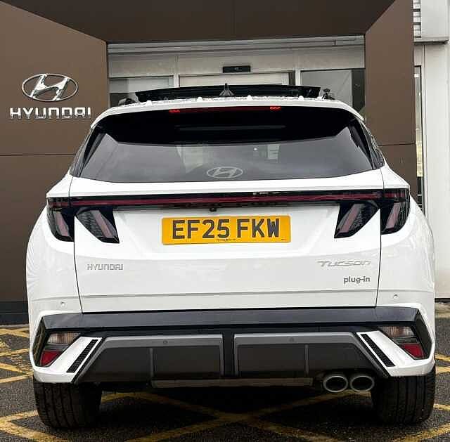 Hyundai TUCSON 1.6 T-GDi 13.8kWh N Line S Auto Euro 6 (s/s) 5dr White