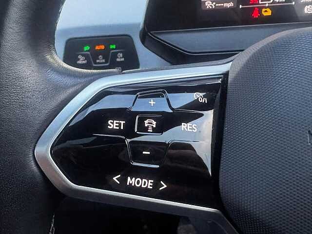 Volkswagen ID.3 Pro Performance 58kWh Family Auto 5dr