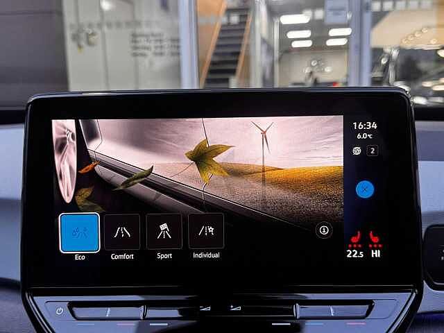 Volkswagen ID.3 Pro Performance 58kWh Family Auto 5dr