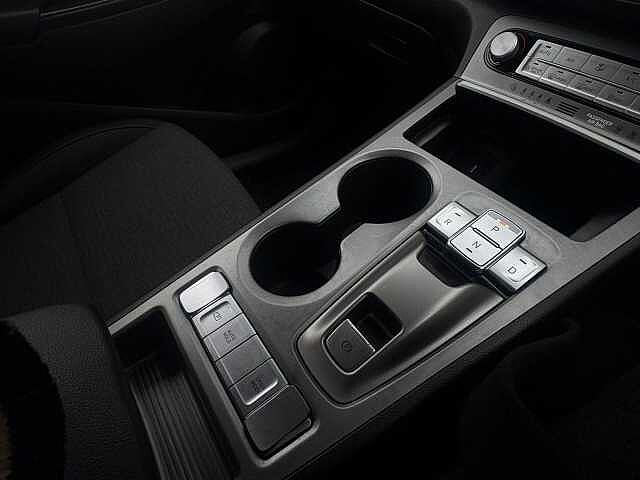 Hyundai KONA 39kWh SE Connect Auto 5dr (10.5kW Charger)