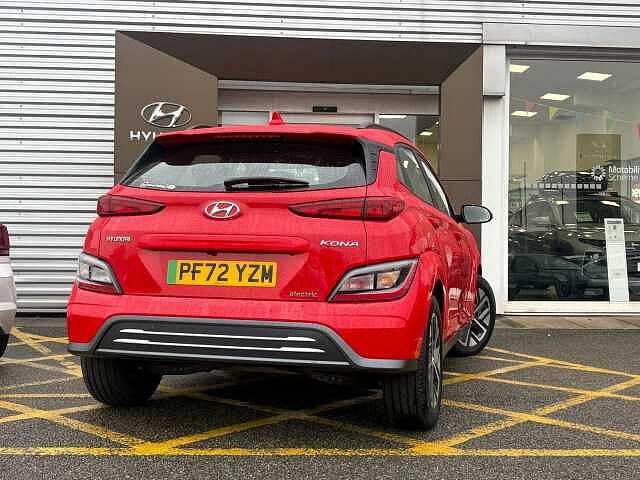 Hyundai KONA 39kWh SE Connect Auto 5dr (10.5kW Charger)