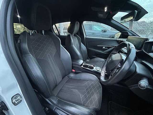 Peugeot E-208 50kWh GT Premium Auto 5dr (7kW Charger)