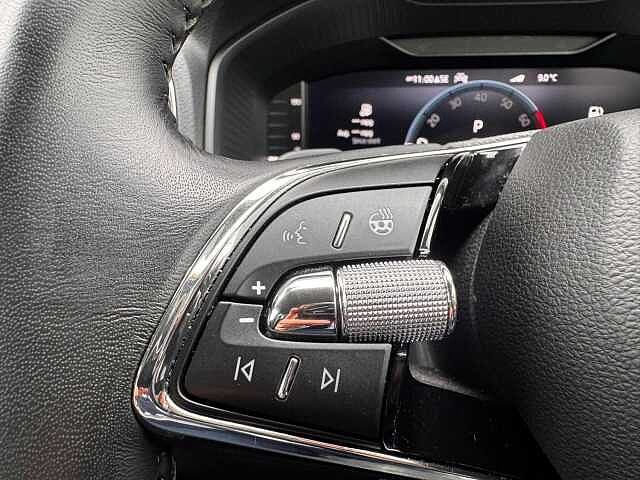 SKODA Karoq 1.5 TSI ACT SE L DSG Euro 6 (s/s) 5dr