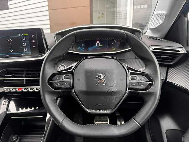 Peugeot E-208 50kWh Allure Premium + Auto 5dr (7.4kW Charger)
