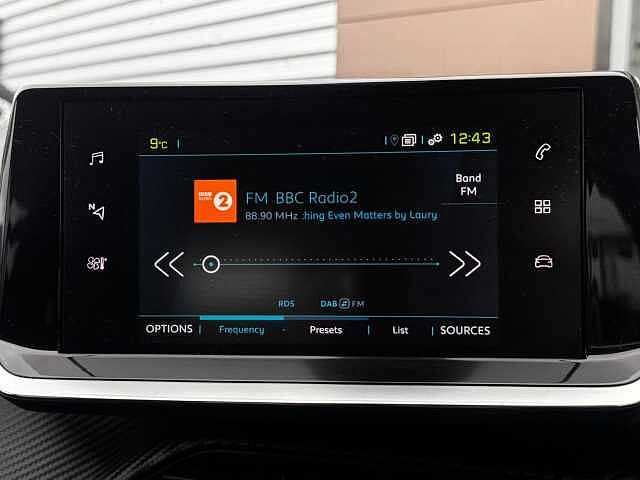 Peugeot E-208 50kWh Allure Premium + Auto 5dr (7.4kW Charger)