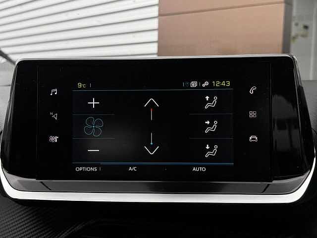 Peugeot E-208 50kWh Allure Premium + Auto 5dr (7.4kW Charger)