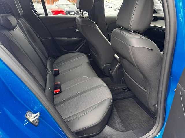 Peugeot E-208 50kWh Allure Premium + Auto 5dr (7.4kW Charger)