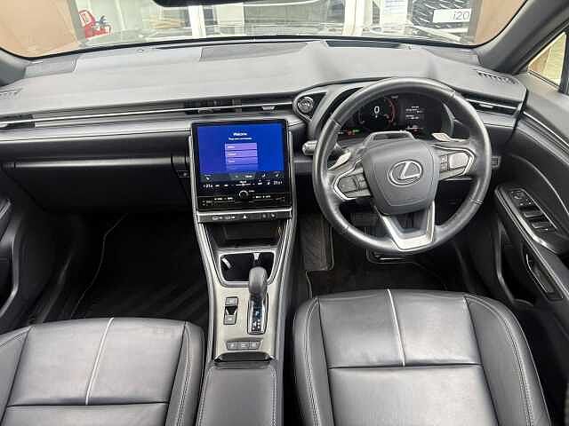 Lexus LBX 1.5 VVT-iE Takumi E-CVT Euro 6 (s/s) 5dr