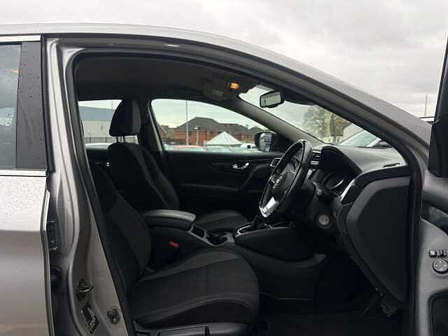 Nissan Qashqai 1.3 DIG-T Acenta Premium DCT Auto Euro 6 (s/s) 5dr
