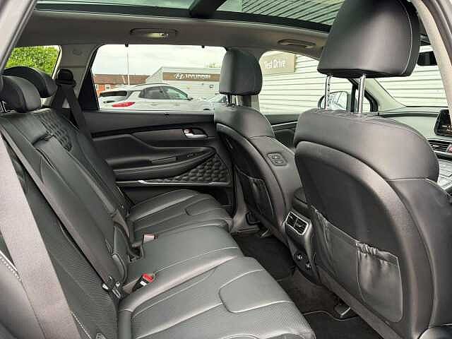Hyundai Santa Fe 1.6 h T-GDi Ultimate Auto 4WD Euro 6 (s/s) 5dr