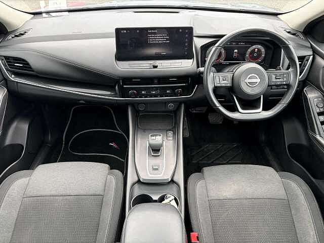 Nissan Qashqai 1.3 DIG-T MHEV N-Connecta XTRON Euro 6 (s/s) 5dr