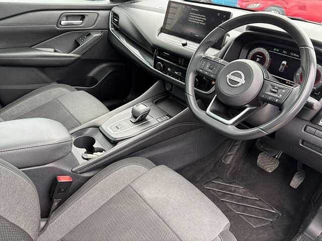 Nissan Qashqai 1.3 DIG-T MHEV N-Connecta XTRON Euro 6 (s/s) 5dr