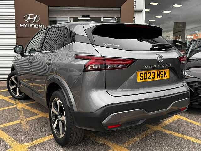 Nissan Qashqai 1.3 DIG-T MHEV N-Connecta Euro 6 (s/s) 5dr