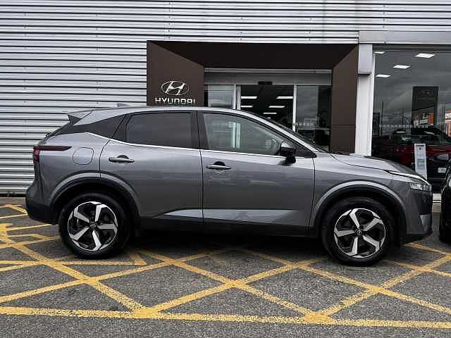 Nissan Qashqai 1.3 DIG-T MHEV N-Connecta Euro 6 (s/s) 5dr