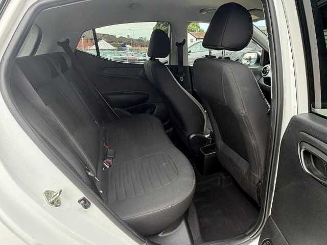 Hyundai I10 1.0 Premium Auto Euro 6 (s/s) 5dr White