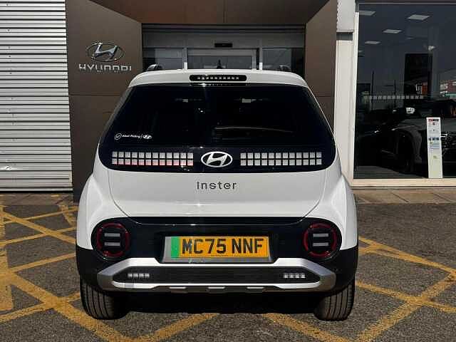 Hyundai INSTER Long Range 49kWh 02 Auto 5dr White
