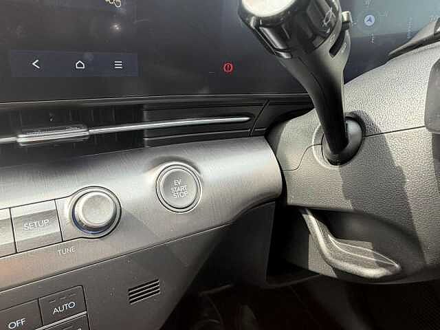 Hyundai KONA 65.4kWh Advance Auto 5dr
