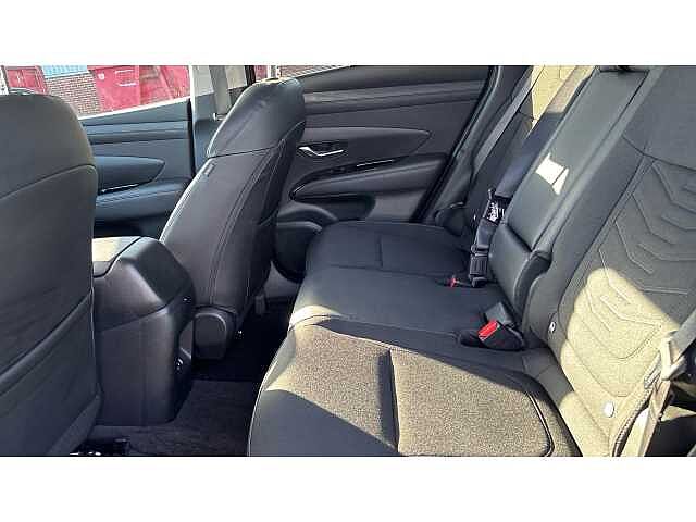 Hyundai TUCSON 1.6T Plug-in Hybrid Premium 5dr 4WD Auto Red