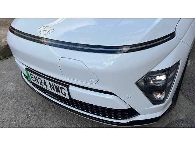 Hyundai KONA KONA 160kW Advance 65kWh 5dr Auto White