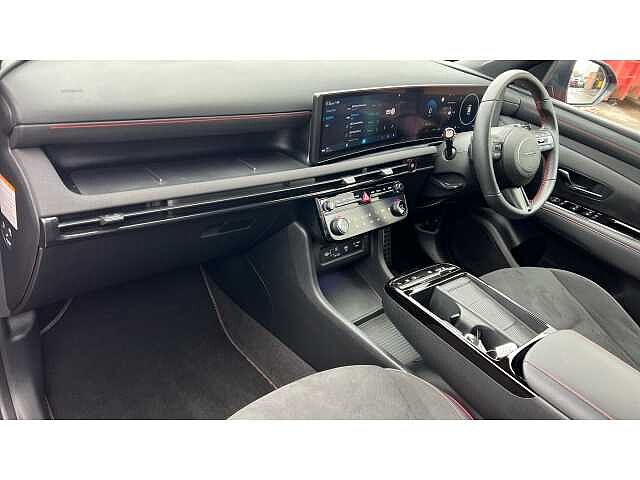 Hyundai TUCSON TUCSON 1.6T Hybrid N Line 5dr Auto Red