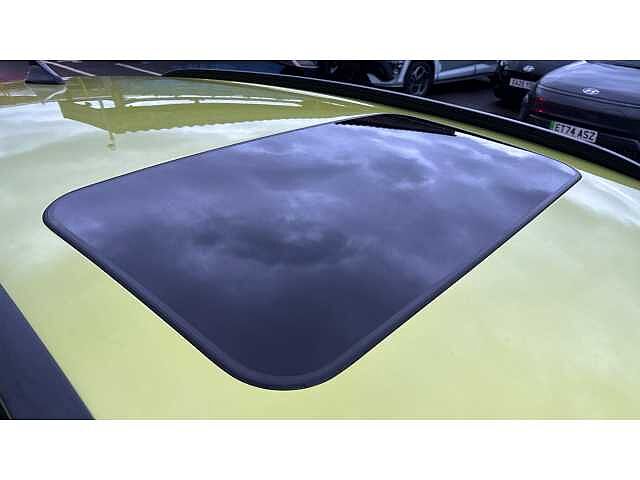 Hyundai BAYON BAYON 1.0 TGDi Ultimate 5dr Yellow