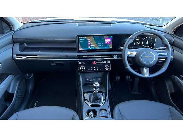 Hyundai TUCSON Tucson 1.6T 150ps Advance Atlas White