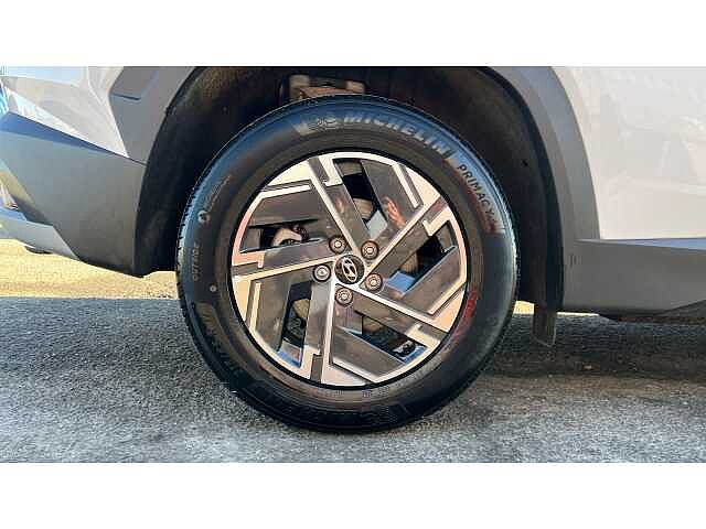Hyundai TUCSON Tucson 1.6T 150ps Advance Atlas White