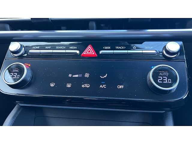 Hyundai TUCSON Tucson 1.6T 150ps Advance Atlas White