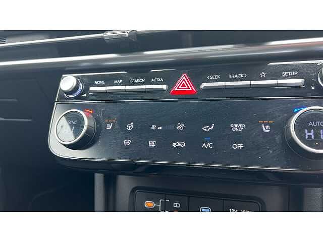 Hyundai TUCSON TUCSON 1.6T Hybrid Premium 5dr Auto Silver