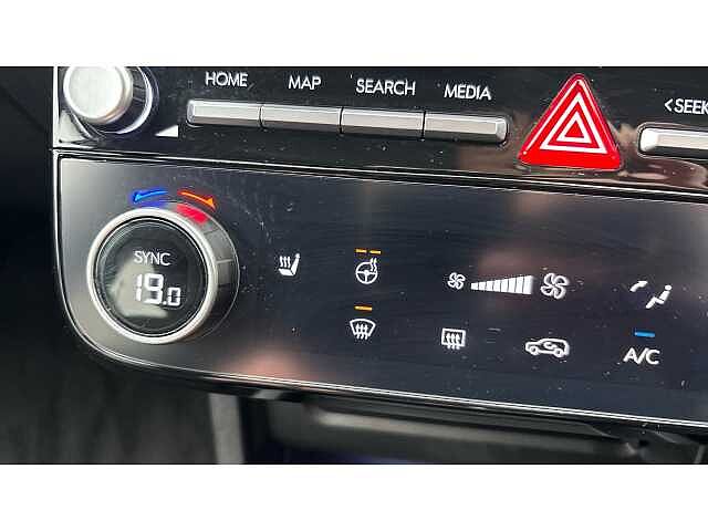 Hyundai TUCSON TUCSON 1.6T Hybrid Premium 5dr Auto Silver