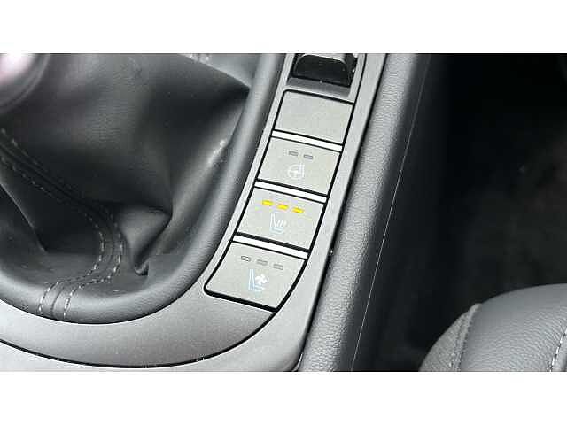 Hyundai Kona KONA 1.6T 138 Ultimate 5dr