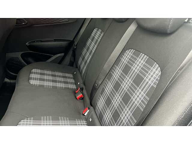 Hyundai i10 I10 1.2 [79] Premium 5dr Auto [Nav]