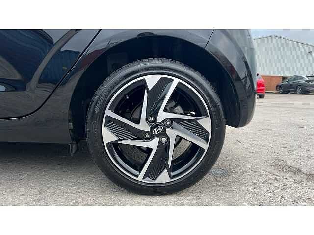 Hyundai I10 I10 1.2 [79] Premium 5dr Auto [Nav] Black