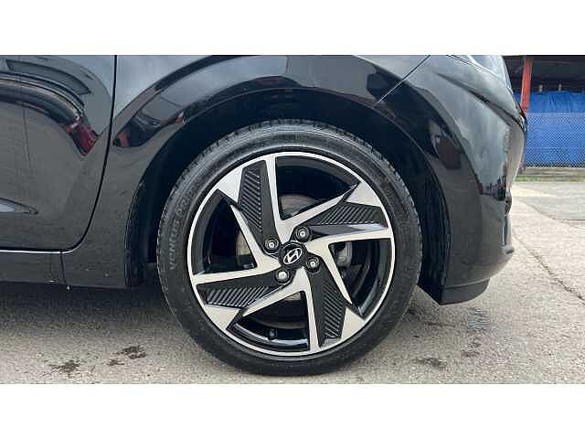 Hyundai I10 I10 1.2 [79] Premium 5dr Auto [Nav] Black