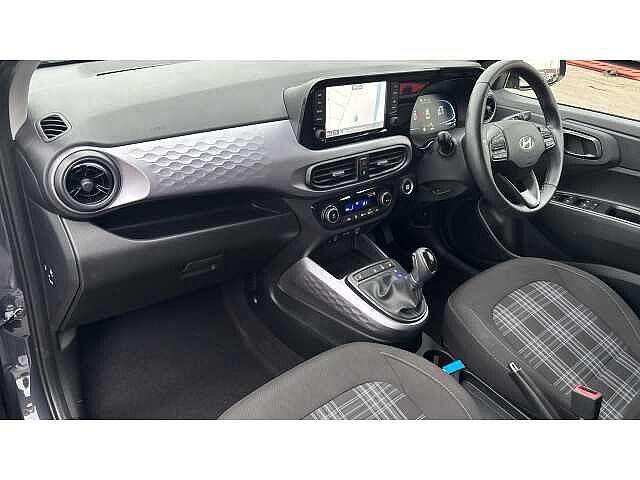 Hyundai i10 I10 1.2 [79] Premium 5dr Auto [Nav]